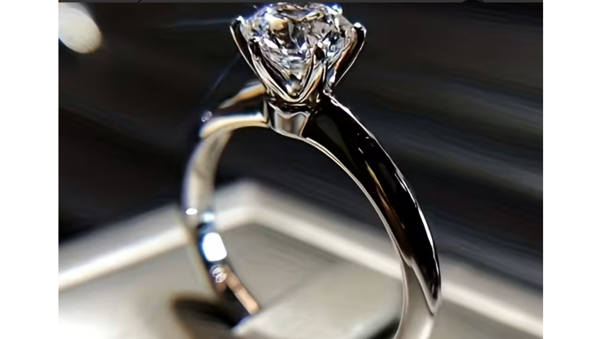 1781511362 Diamond Solitaire Ring